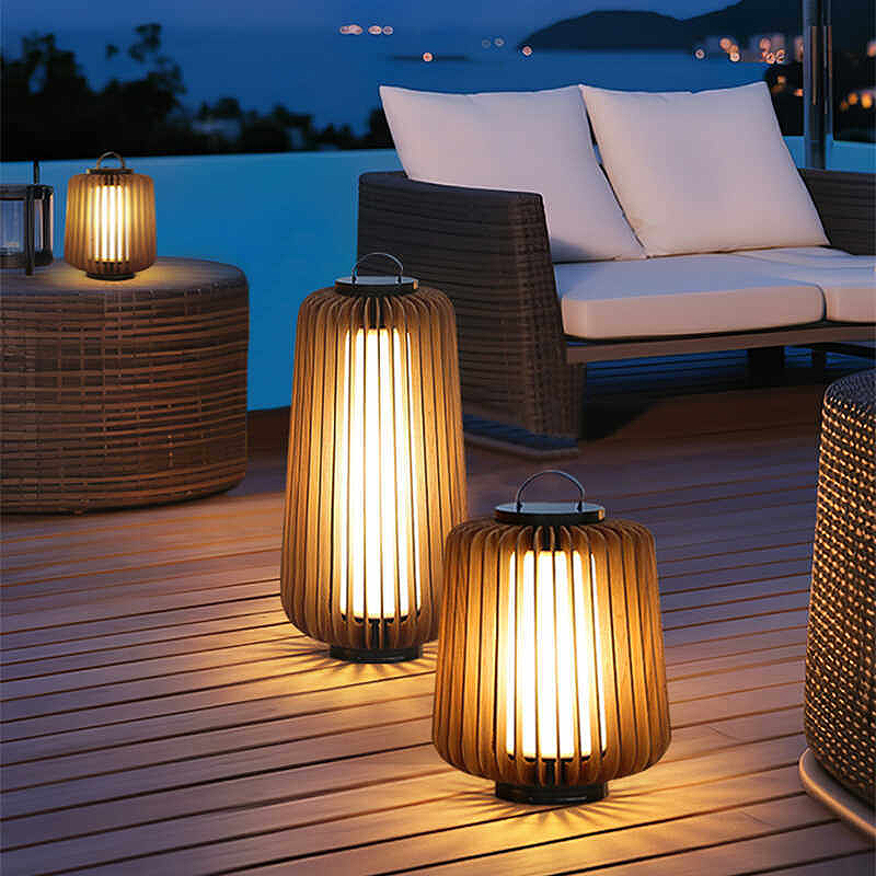 Świecąca lampa podłogowa, sola – Outdoor Lighting And Decor recenzja i cena