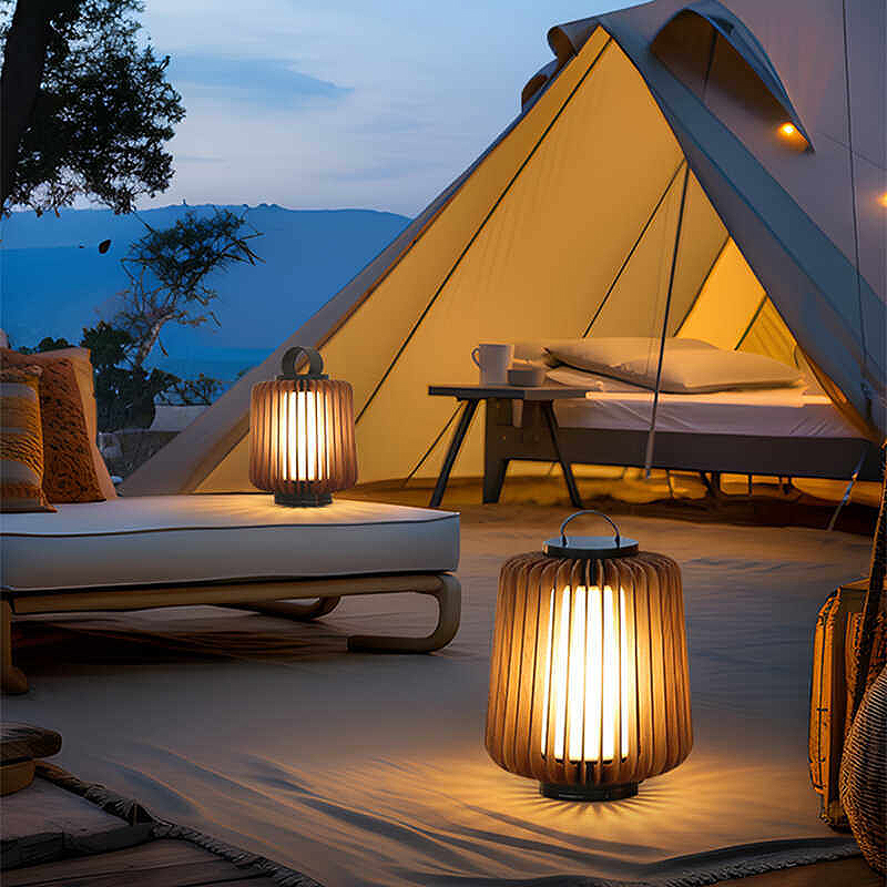 Świecąca lampa podłogowa, sola – Outdoor Lighting And Decor recenzja i cena